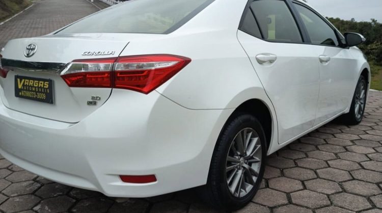 Corolla XEI 2017
